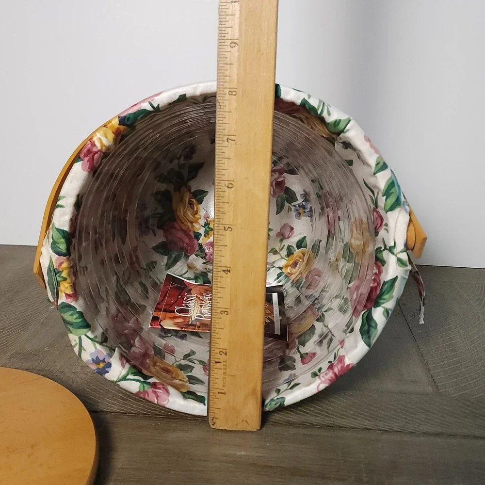 Longaberger Round Medium Fruit Basket with Lid and Liner Swing Handle